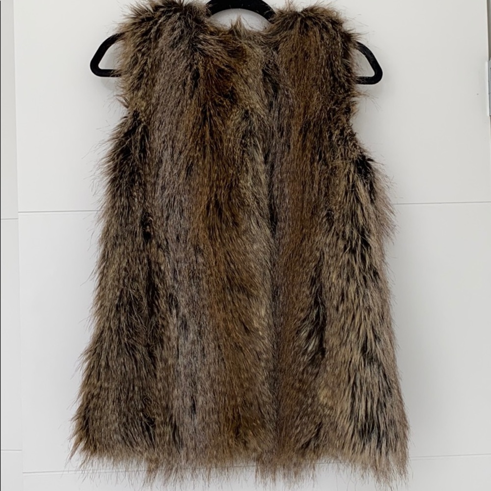 Like New Trina Turk Faux Fur Vest